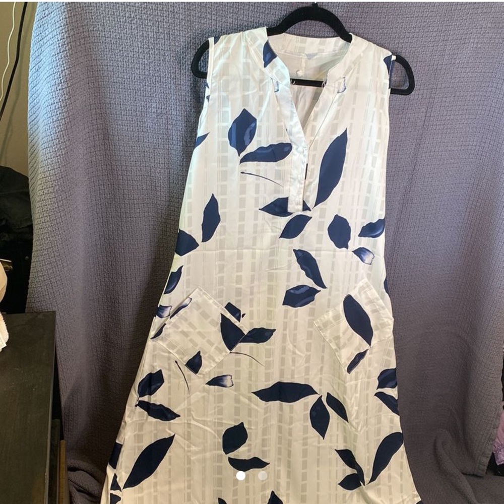 White & Blue Floral Maxi House Dress - M